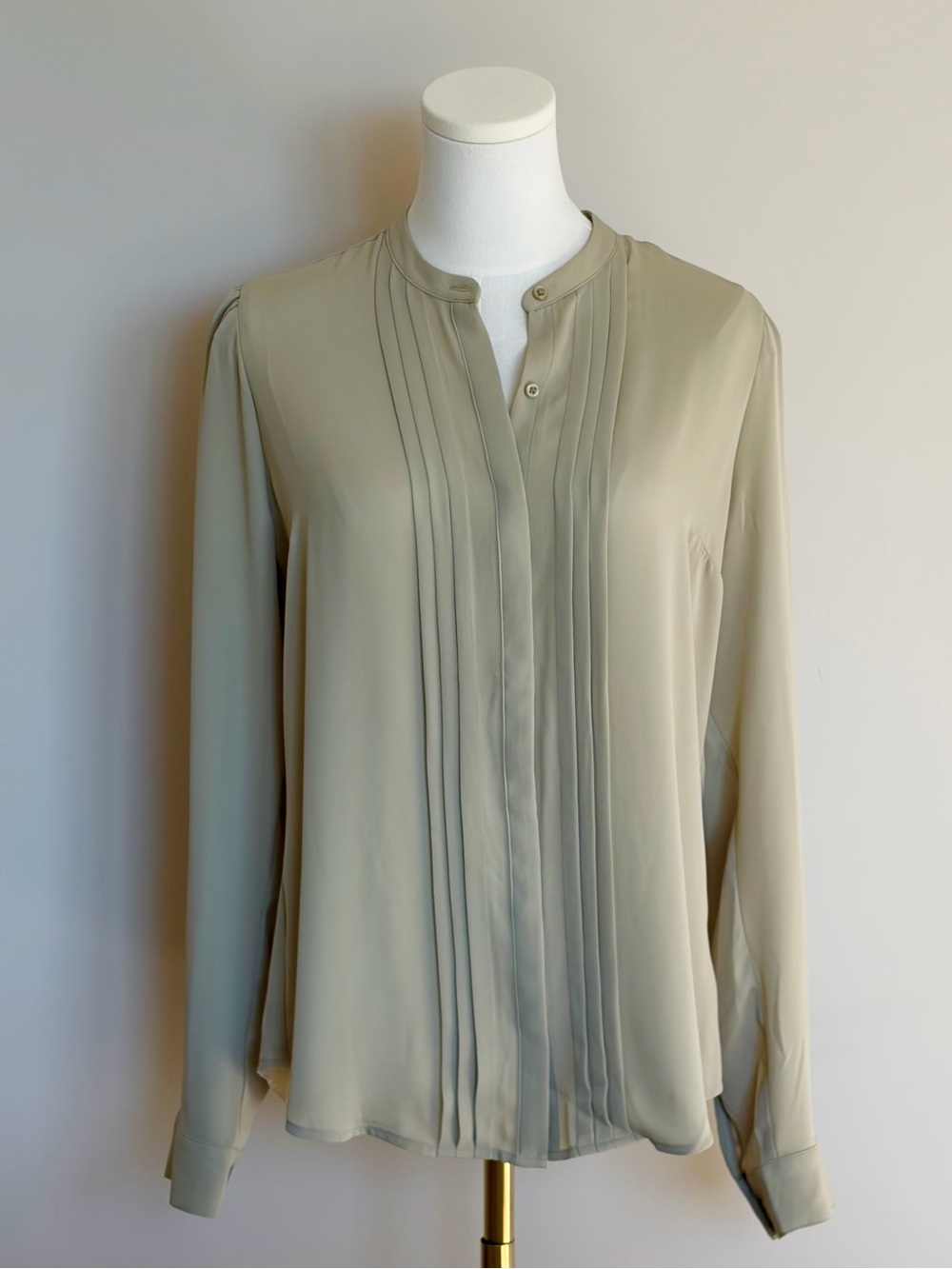 Express Pintuck Button-Front Blouse - Sage